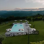 Villa Casale Daniele By Posarellivillas